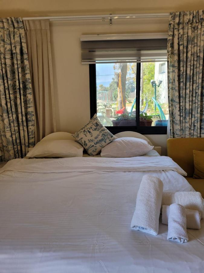 Nuriel Fruit & Guest House Sheʼar Yashuv Eksteriør billede