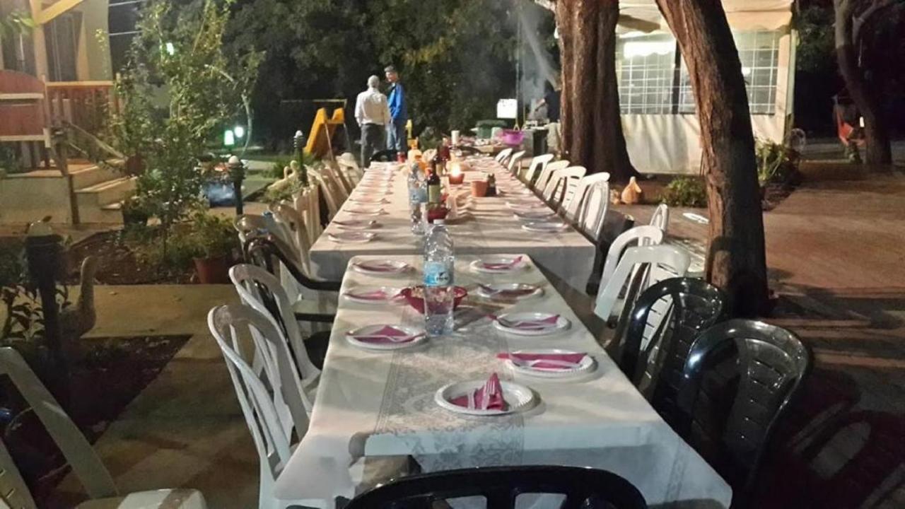 Nuriel Fruit & Guest House Sheʼar Yashuv Eksteriør billede